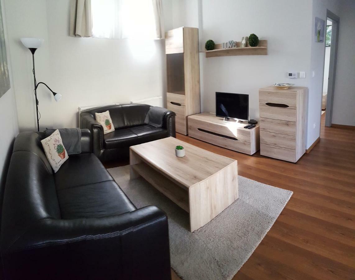 Gardenia Apartman 艾斯特根 外观 照片